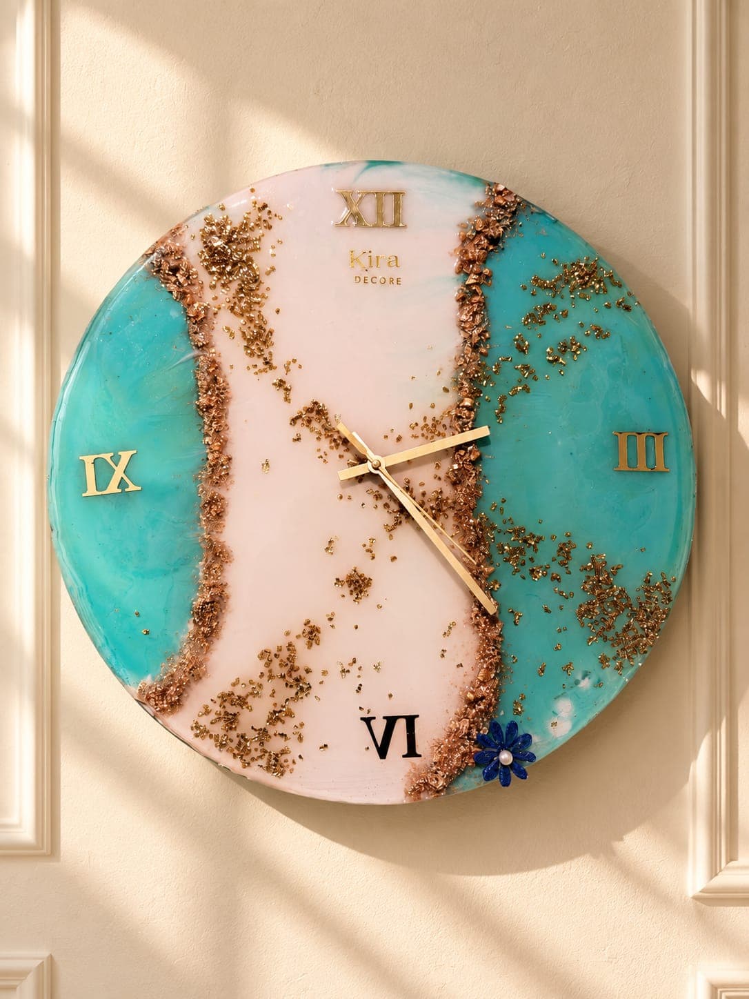 Green & White Resin Luxury Wall Watch